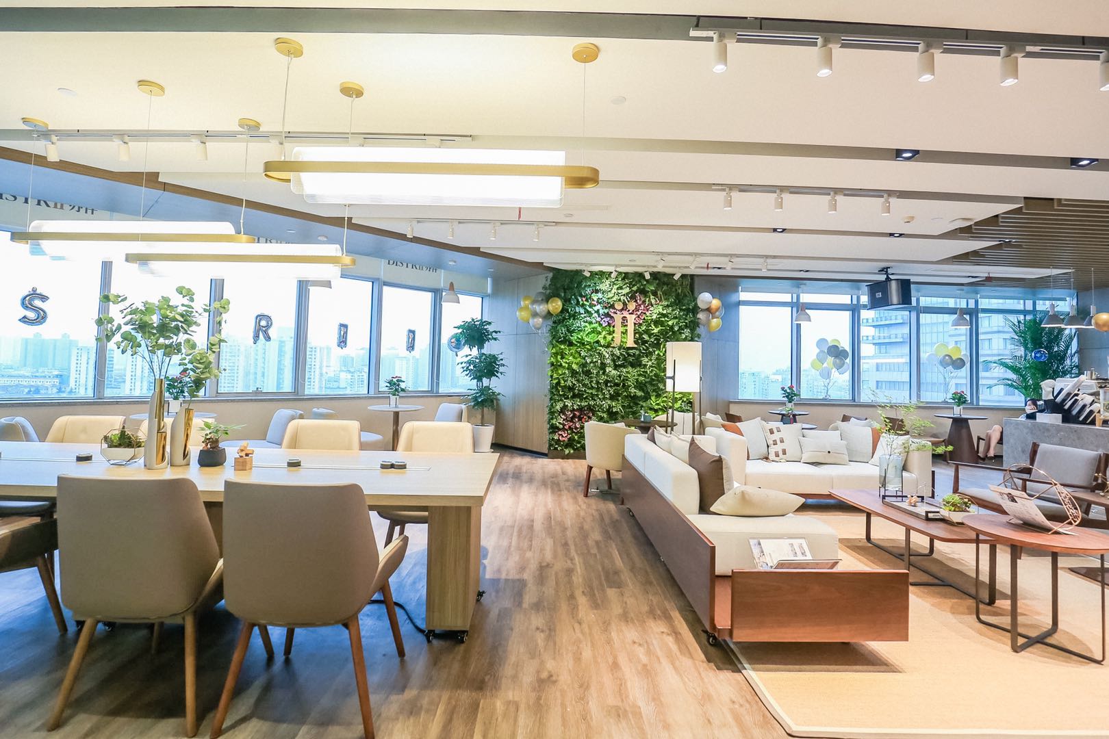 大宁久光中心附近的100平小户型精装修办公室